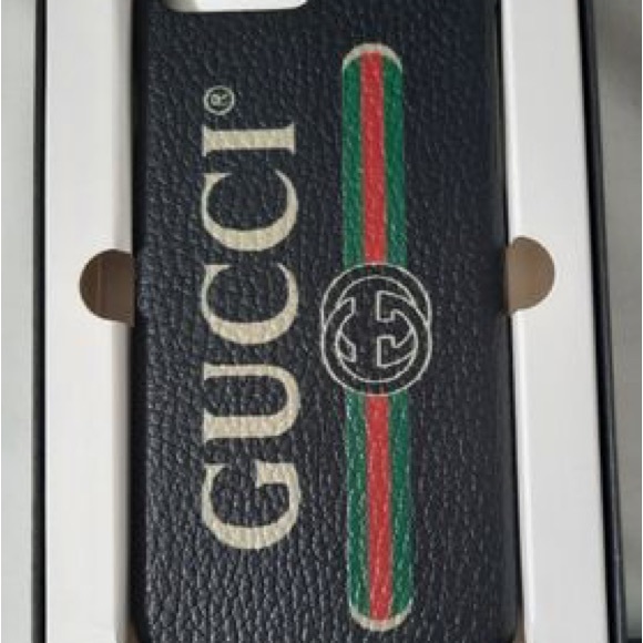 (CFL) Authentic Gucci iPhone 8 / iPhone SE 2nd Gen Phone case, New in Box - Picture 4 of 8